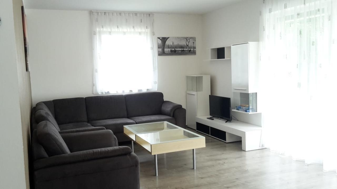 Ferienwohnung Hess ギュンツブルク エクステリア 写真
